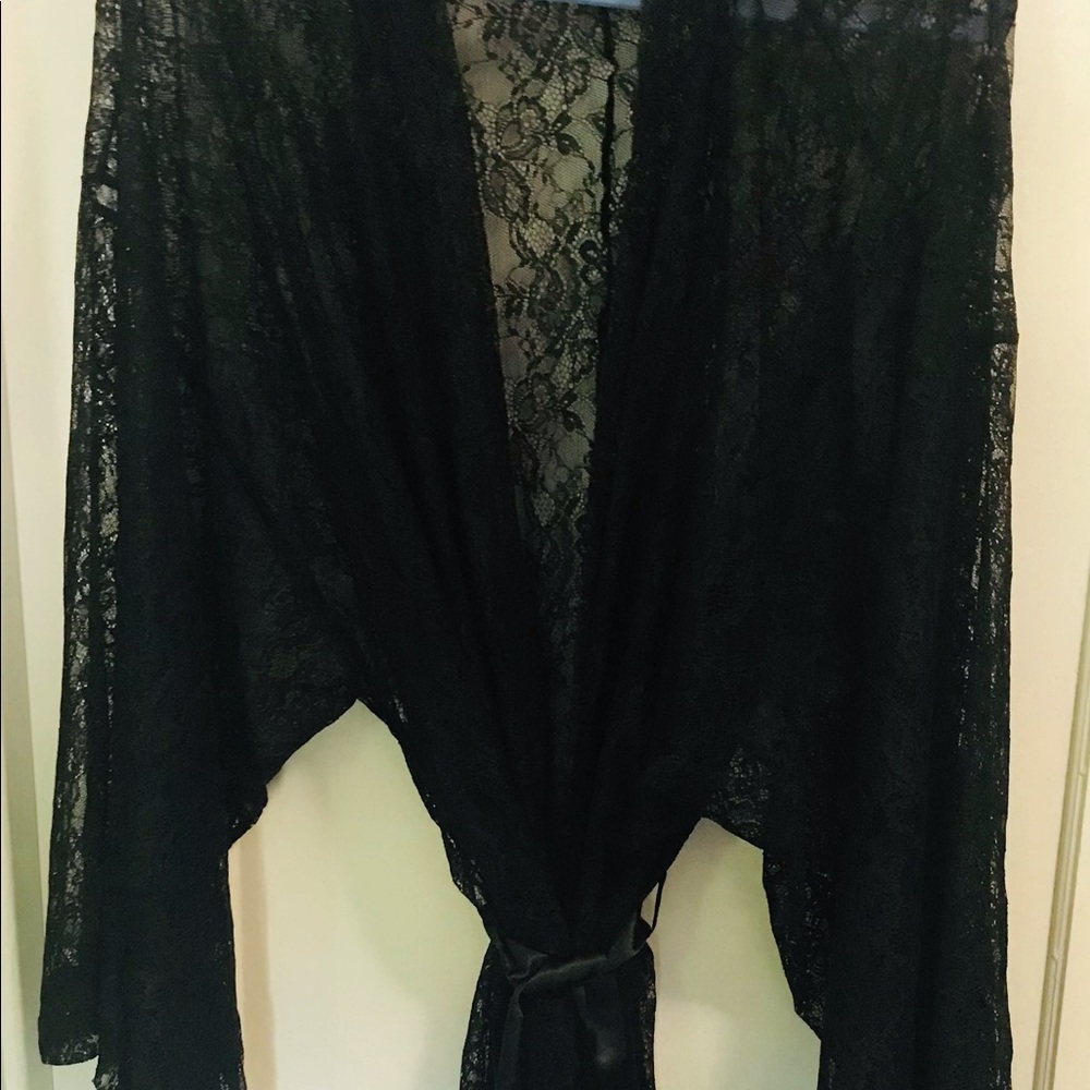 New Black Lace Cacique Robe